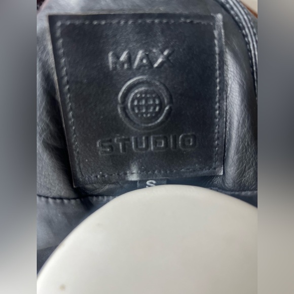 MAX STUDIO Zipper V-Neck Vest POLYURETHANE Jacket Size Small NWT - Picture 14 of 16